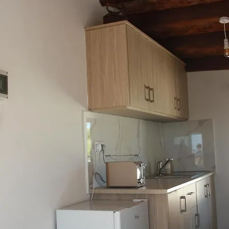 Apartments,polynikis Sea-cret,