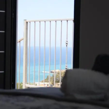 Apartments,polynikis Sea-cret, Апартаменты Пахиаммос