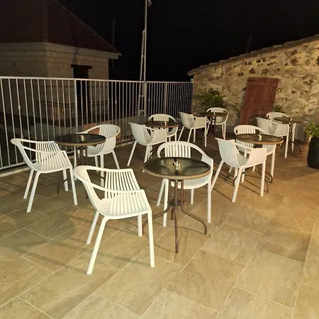 Apartments,polynikis Sea-cret,