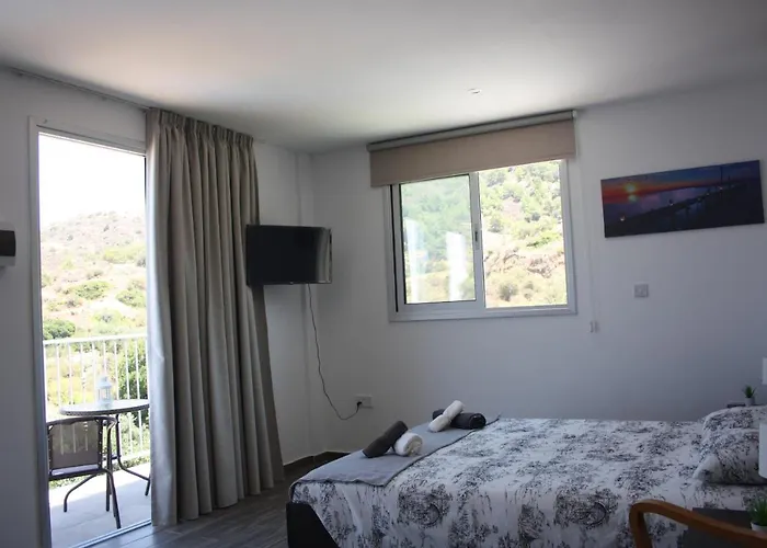 Apartments,polynikis Sea-cret,